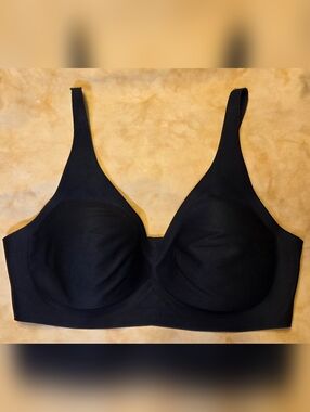NWOT Knix Revolution V-Neck Wireless Bra - Black - Size L (New/Unworn)